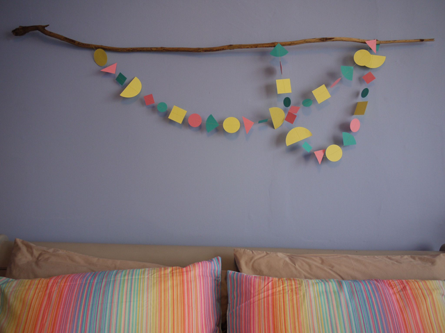 LORELAI multi shape garland