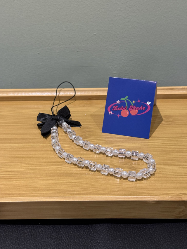 Midnight Bow & Crystal Beads Charm Strap 
