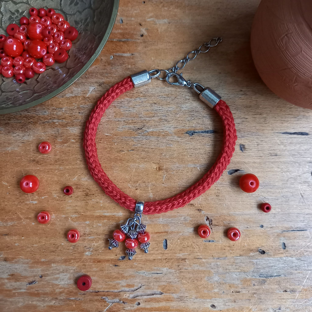Parure rouge et argenté - Bracelet tricoté rouge