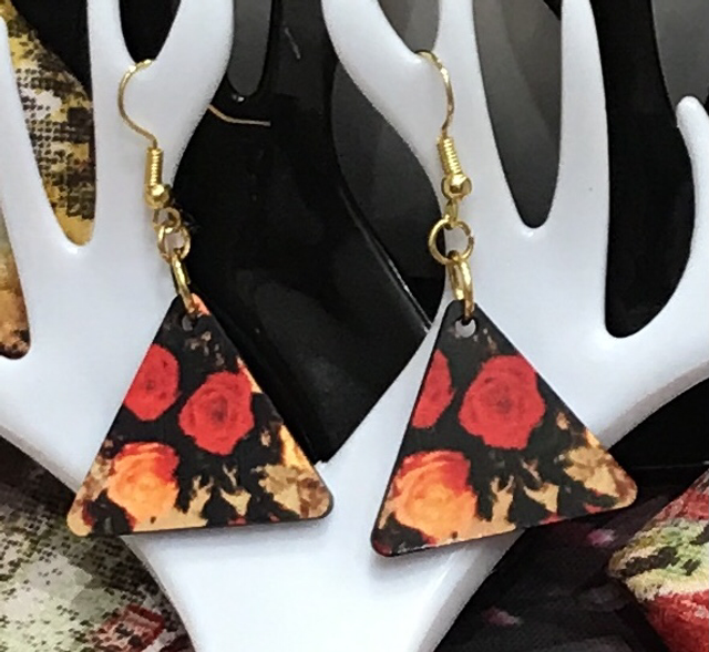 Wood Mixed Coloured Dangling Earrings- MSDE20