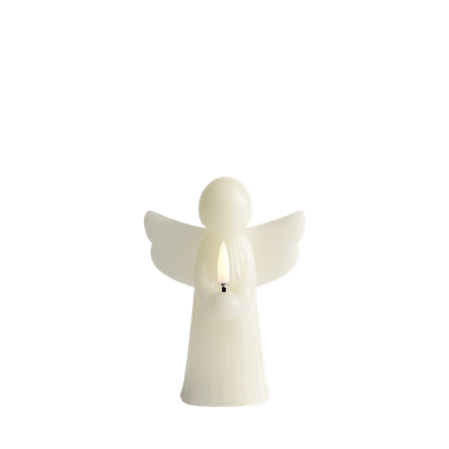 Angel Figure Candle W11 x H15,5 cm