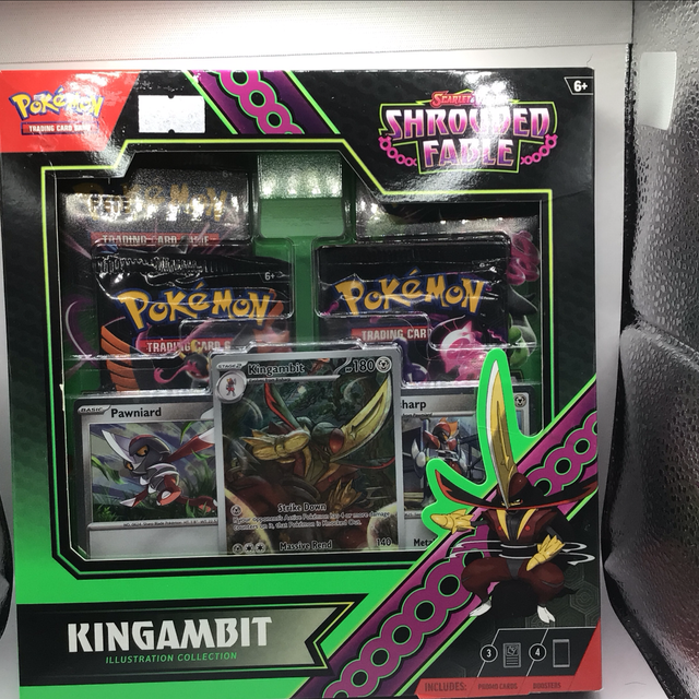 Pokemon TCG: Scarlet &amp; Violet Shrouded Fable Kingambit Illustration Rare Collection