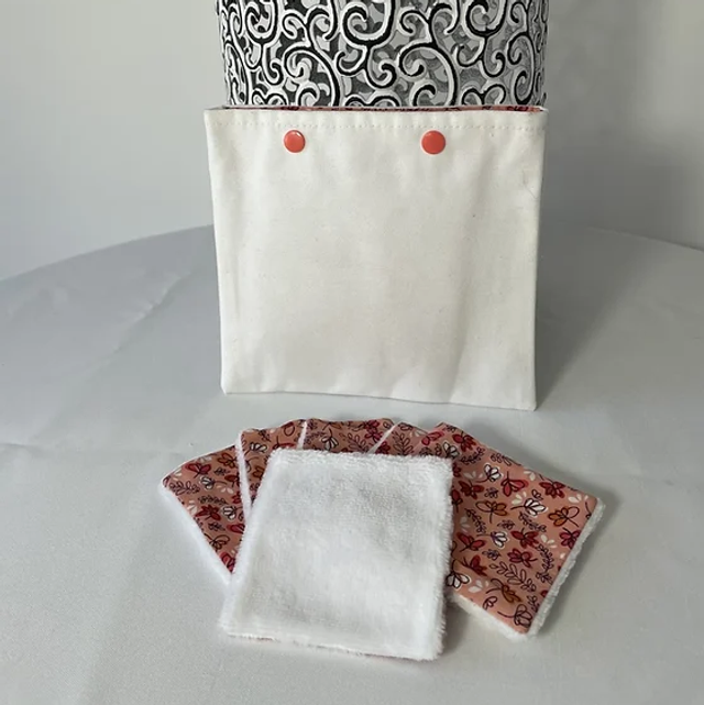 Pochette et 6 lingettes 