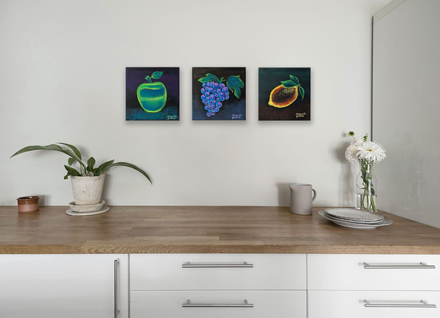 Triptyque de fruits lumineux