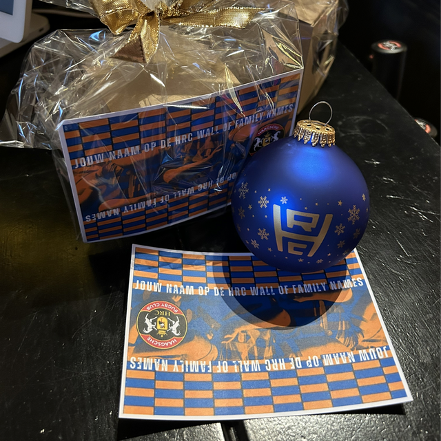 Naambordje met kerstbal