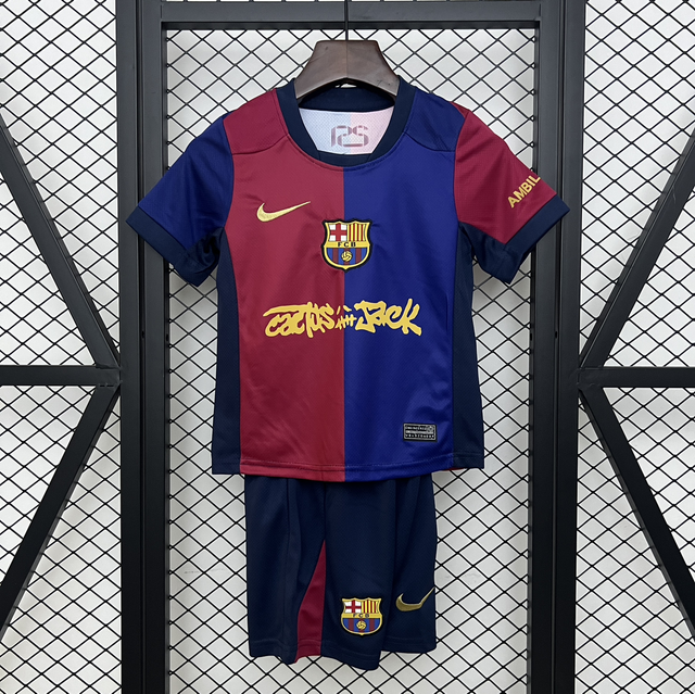 Conjunto camiseta + pantalón NIÑOS 1ª Barcelona TRAVIS SCOTT  24-25