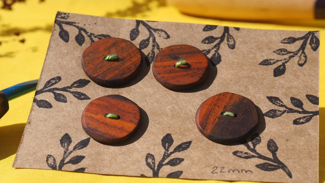 Boutons en bois