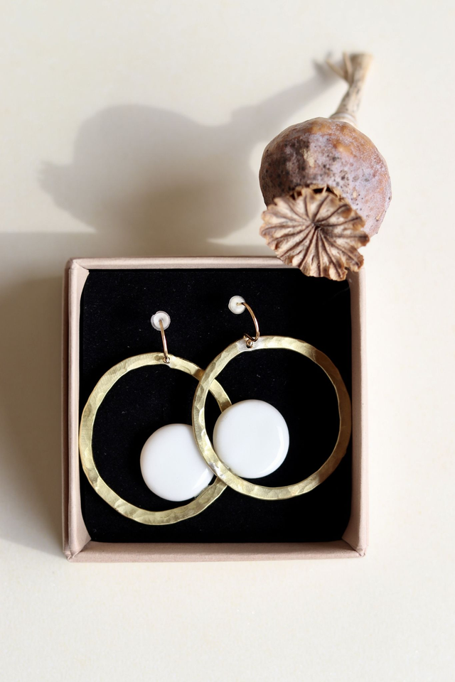 Boucles d’oreilles en porcelaine