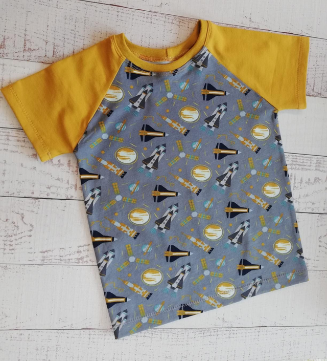 Children's Raglan T-Shirt - Space Rockets