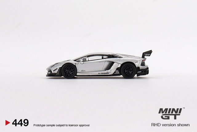 MGT00449 Mini GT 1/64 LB★WORKS Lamborghini Aventador Limited Edition Matt Silver (LHD)