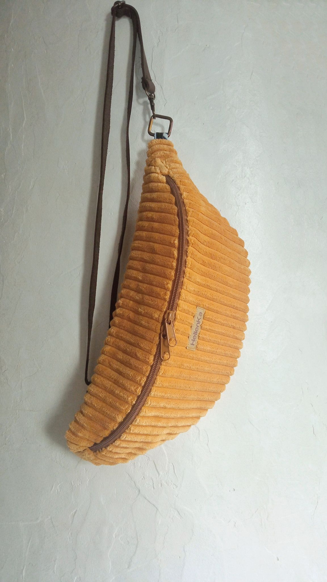 Sac banane jaune moutarde – wax &amp; récup’ en mouvement ✨