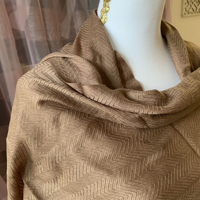 Châle en cachemire marron glacé 