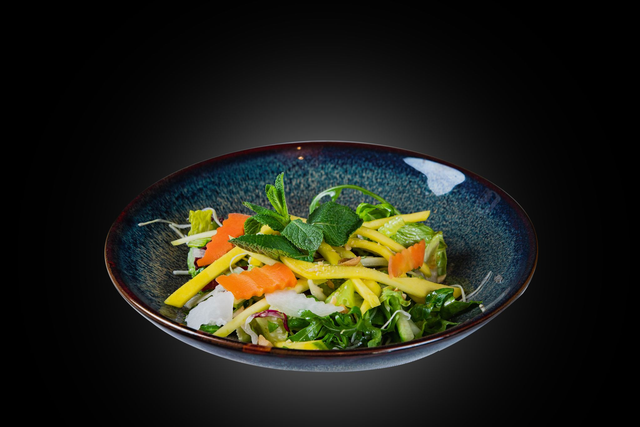 Mango Salat leichtscharf