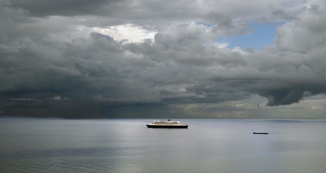  Queen Mary anchored off Babbacombe, Torquay - Print