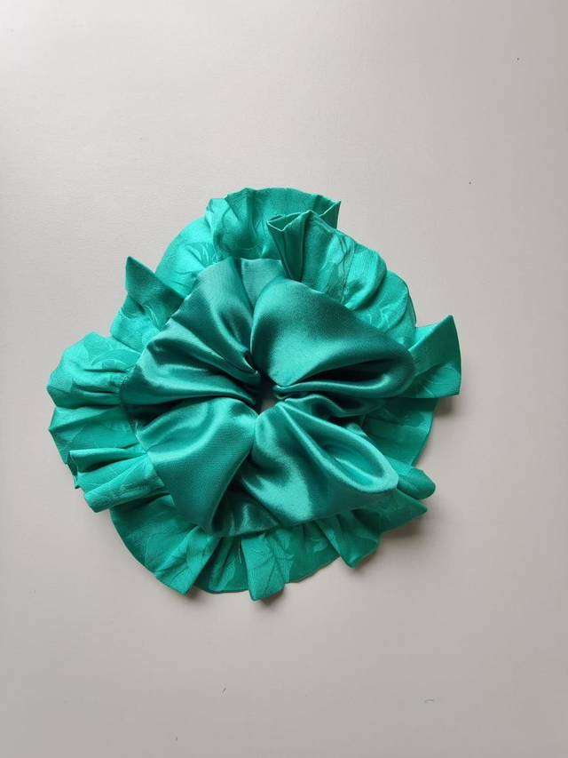 Ruffled Scrunchie 