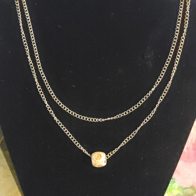 Simple Gold Chained - 2 Tiered Necklace