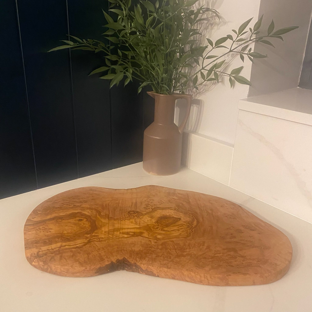 Large Olive Wood Chopping Board: Rustic Kitchen Decor