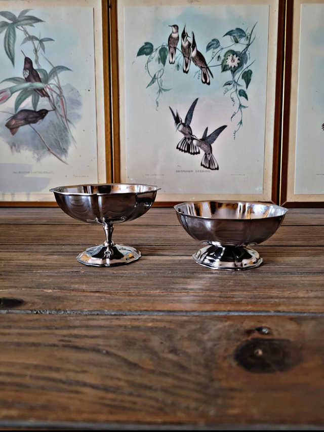 X Reserved for Alina : Set of vintage stainless steel cups