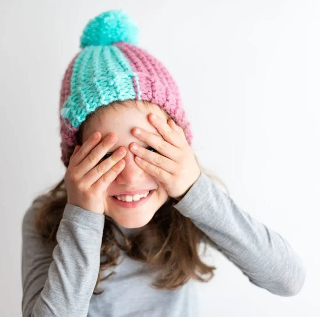 Children's hat or scarf set