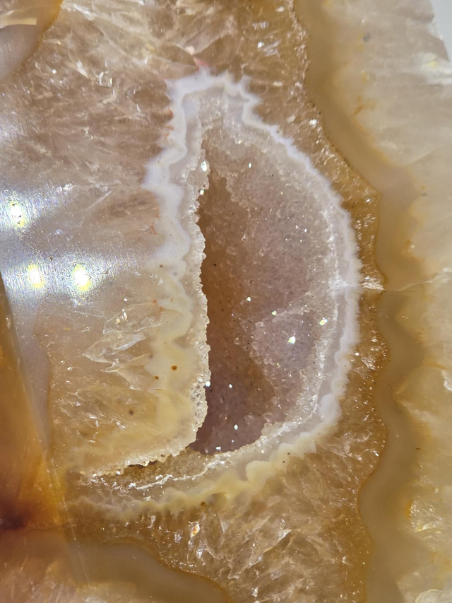 Agate cristallisée du Brésil