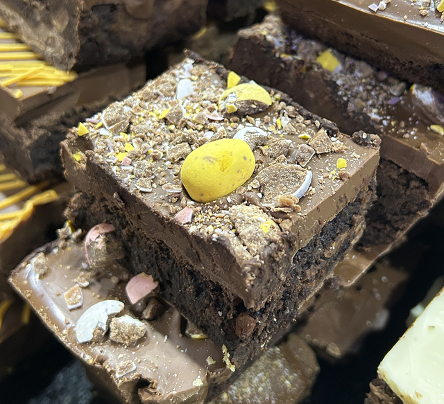Mini Egg Brownie