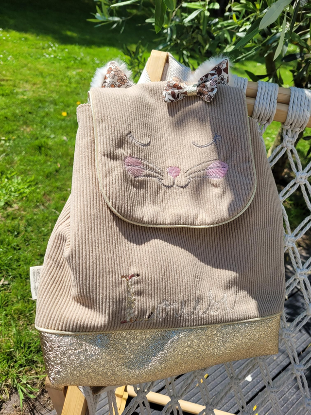 Sac à dos petit chat 🐱  simili cuir et noeud