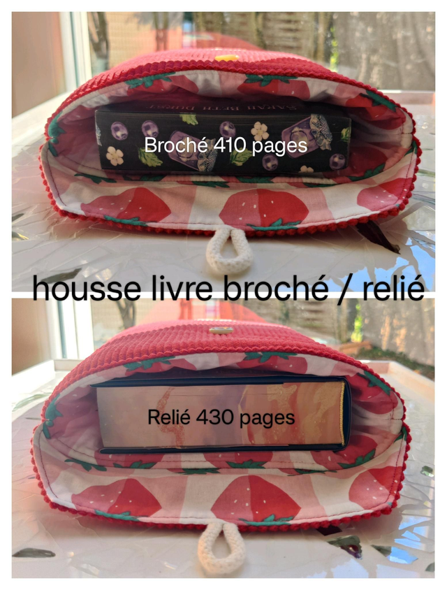 Housse livre " fraise et velours "