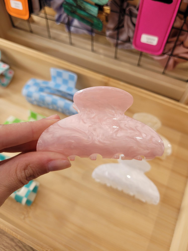 Pink marble semi circle claw clip - HE-110