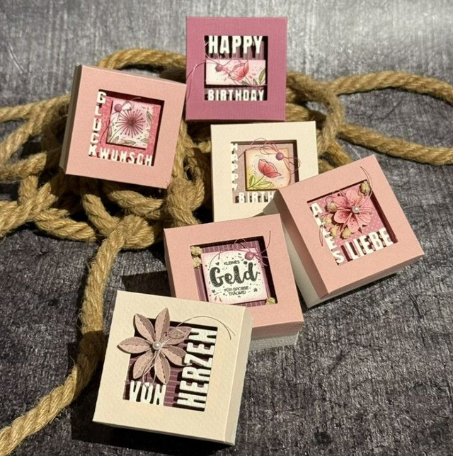 Kleine Quadratische Box für Schriftstanzen (192 ) Hersteller: Farbton-Design GmbH