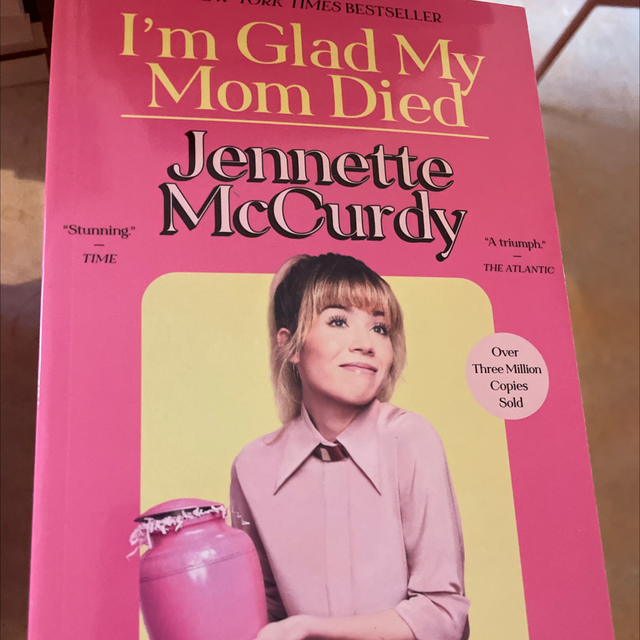i’m glad my mom died jennette mccurdy