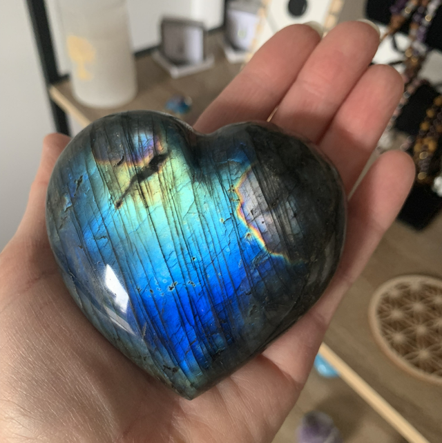 Coeur en Labradorite
