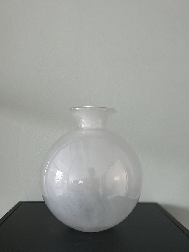 Fidrio Bolvase White (milky glass) M