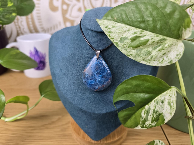 Pendentif Apatite AA forme goutte