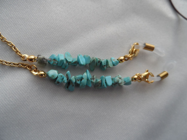 Chaîne de lunettes en Howlite turquoise