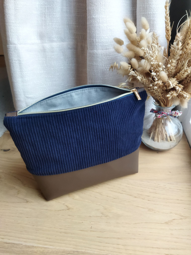 Grande trousse de toilette avec intérieur imperméable