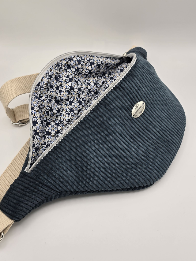 Grand sac banane en velours avec poche extérieure - bleu marine