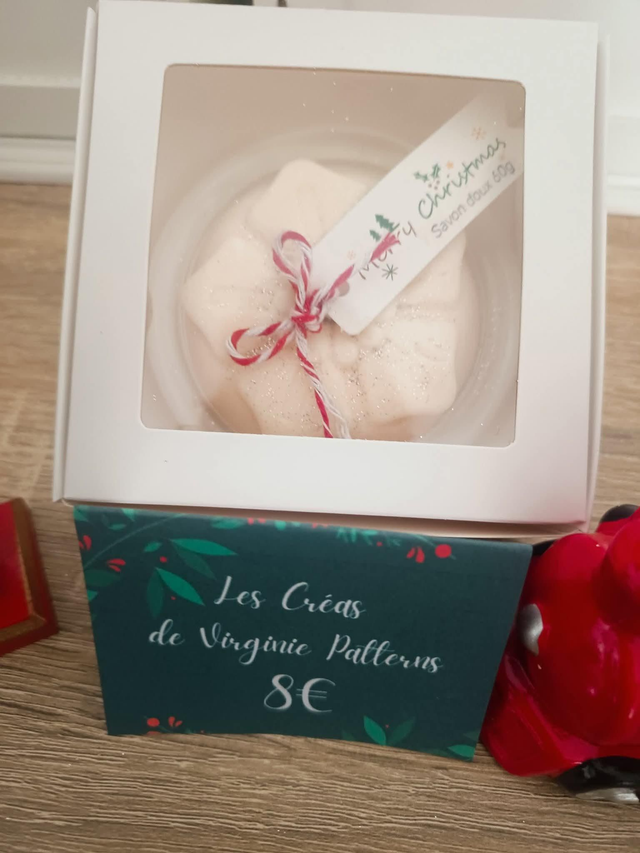 Bougie Artisanale parfumée &quot; Savon doux&quot;