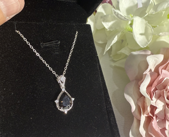 S925 Smokey quartz pendant on chains 