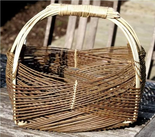 14/03/2026 - Stage de vannerie "Le panier zarzo carré" - de 9h00 à 17h00
