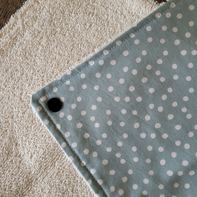 Essuie-tout lavable : vert pois blanc, écru