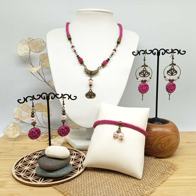 Parure fuchsia et bronze - Bracelet tricoté fuchsia