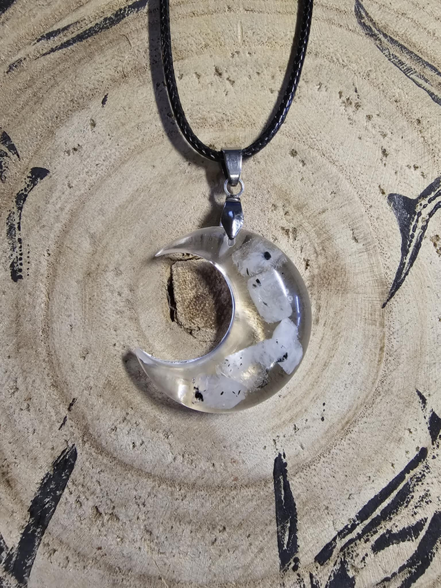 Lune fragment pierre de lune