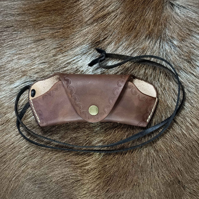 Kožené puzdro na okuliare 012