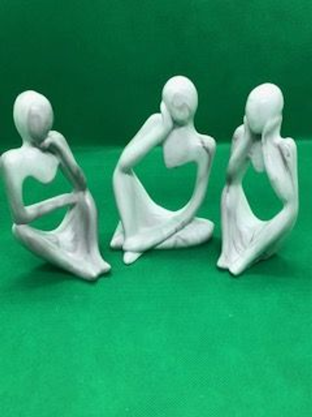 Lot de 3 statuettes