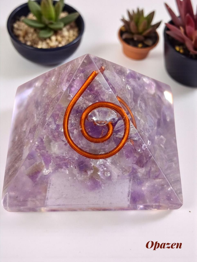 Petite pyramide Orgonite Améthyste 