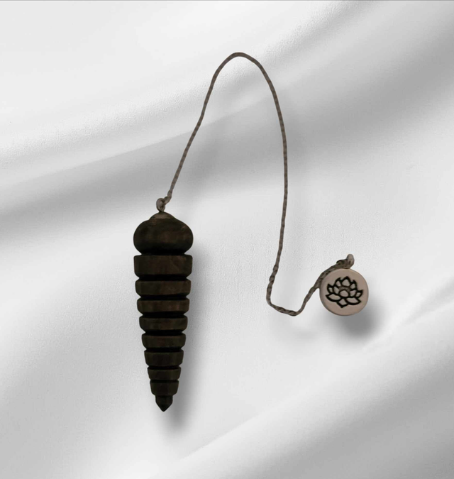 Pendule 4 en bois de cerisier