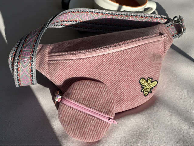 Banane Lainage Rose 2 + Porte Monnaie assorti