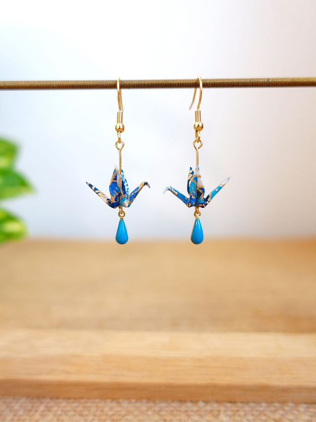 INOX doré / Origami grues, oiseaux / Papier japonais washi / Bleu, blanc, or / Boucles d&#039;oreilles origami /
