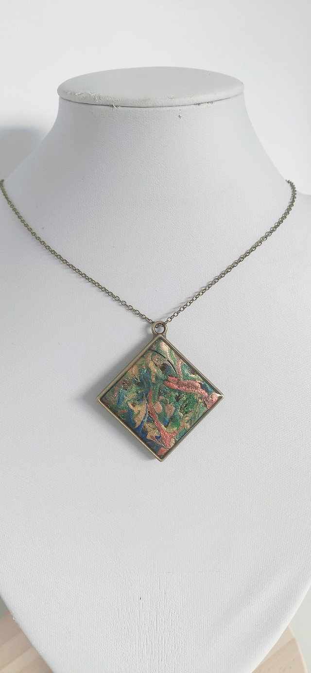 Collier peint à la main "L'Abstrait coloré"