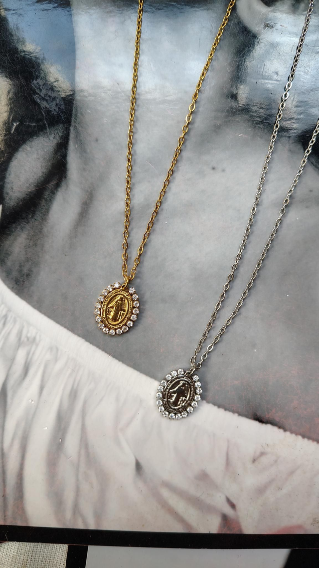 Collana con Madonnina Guadalupe 